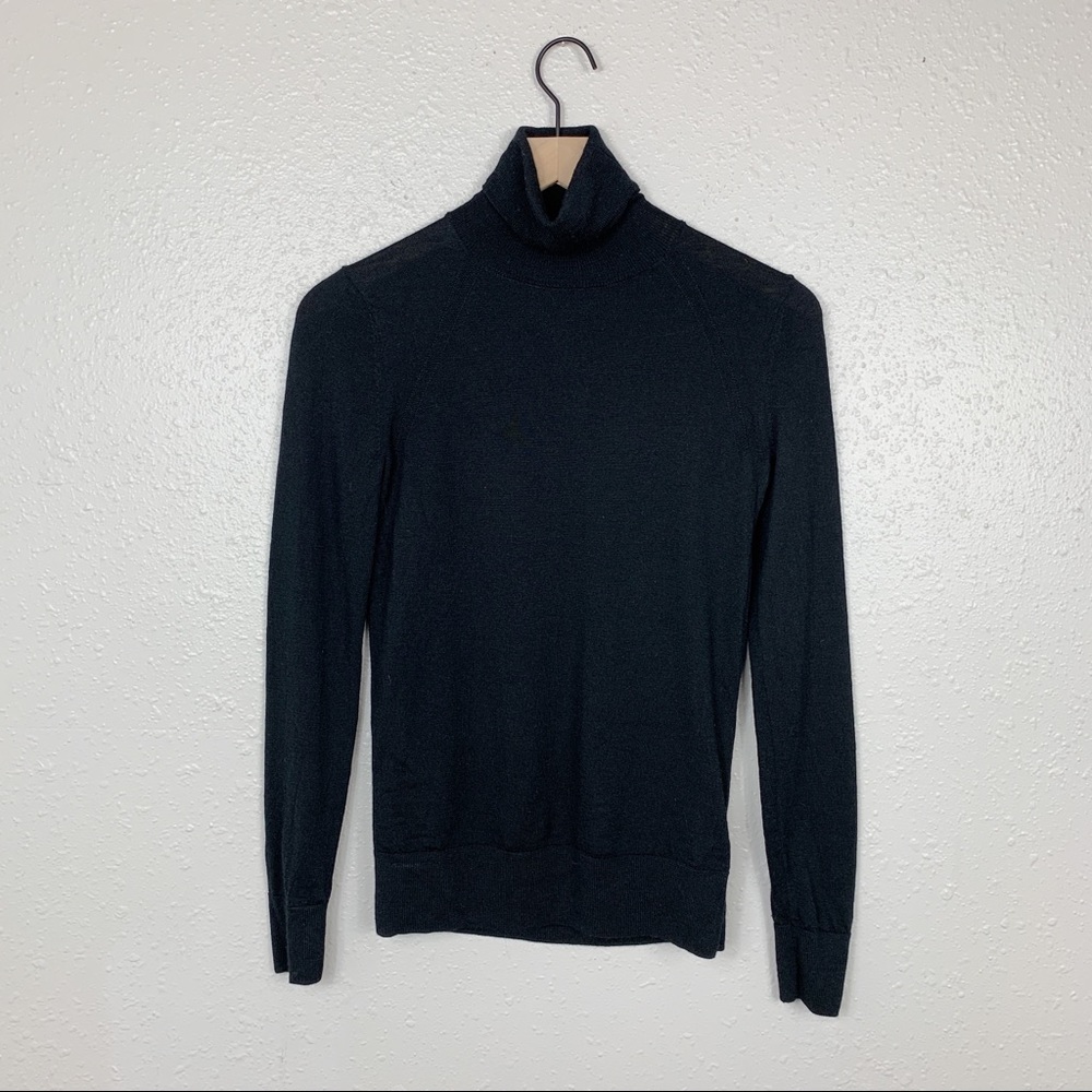 Banana republic merino wool turtleneck sweater